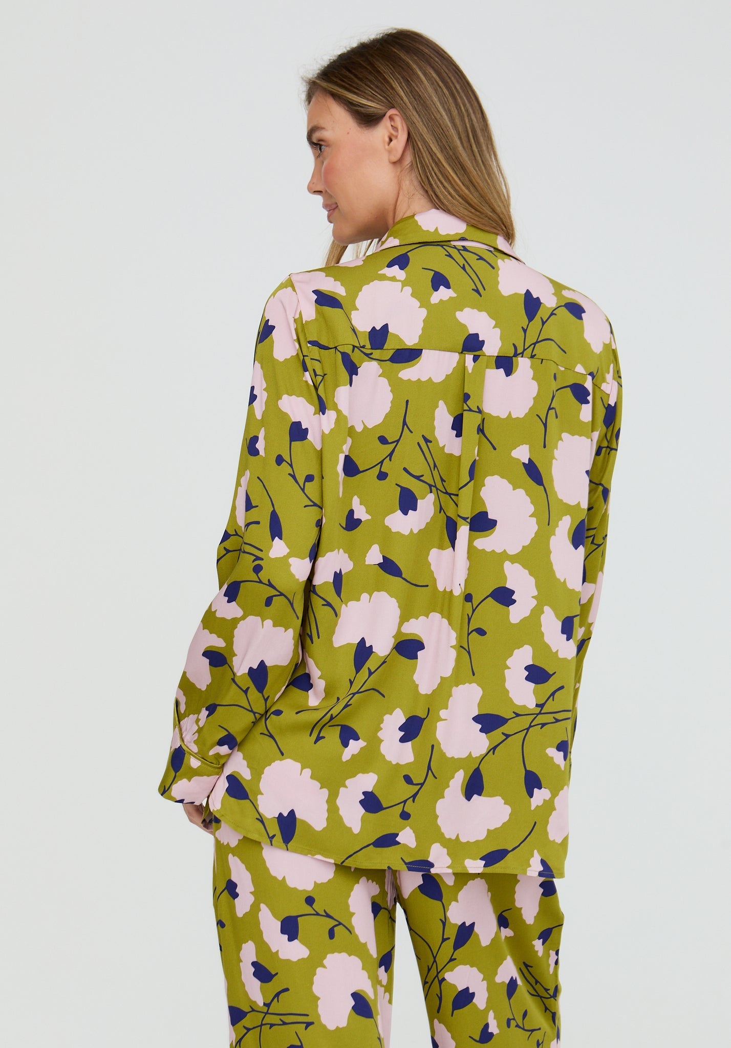 Evie Long Sleeve Floral Print Pyjama Set In Green