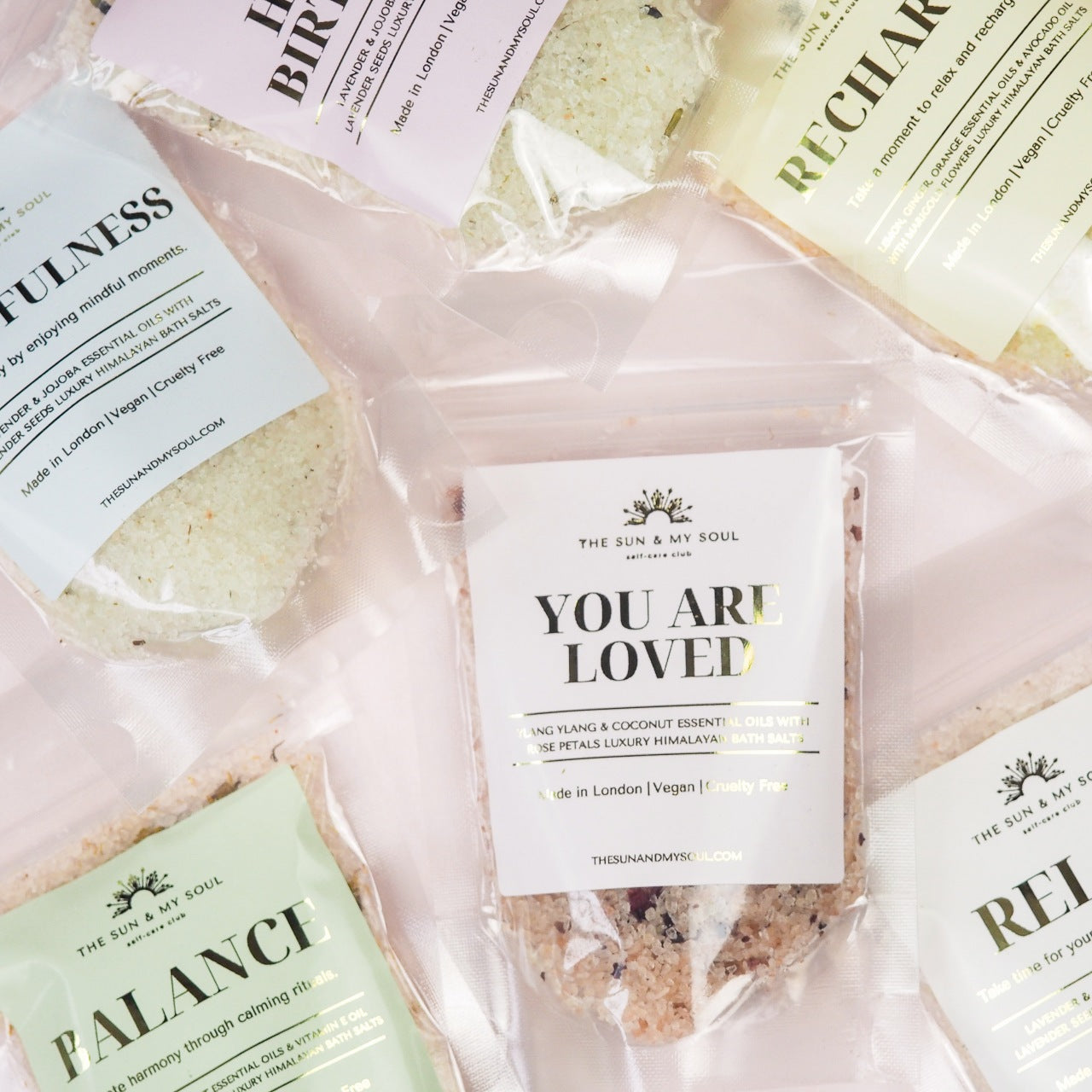 Happy Birthday Luxury Himalayan Bath Salts with Lavender, Jojoba Essential Oils with Lavender Seeds